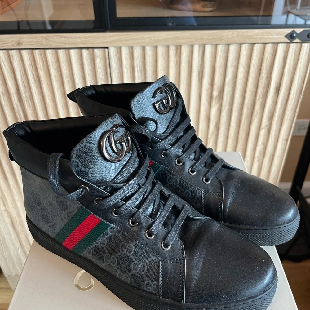 Gucci Black Men's High-Top Sneakers with Double G Hardware (copy) - Picture 9 of 9